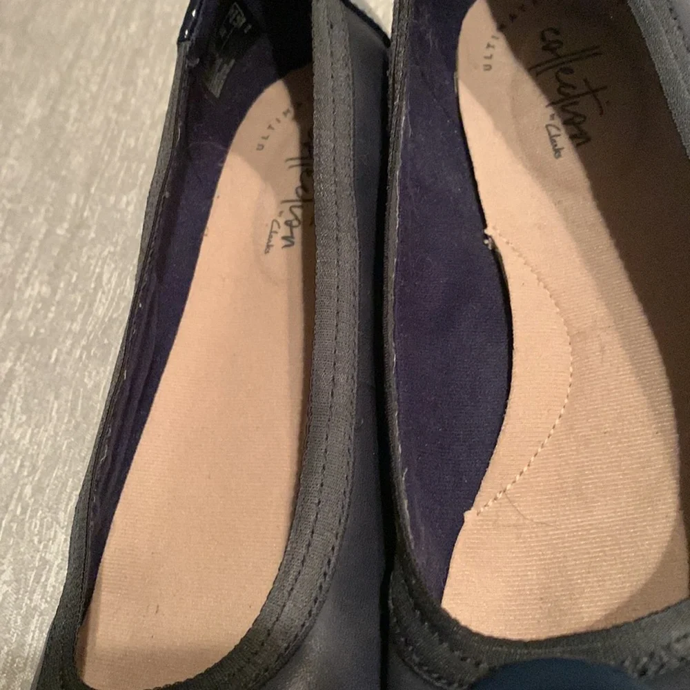 Clarks Gracelin Wind Black & Navy Leather Ballet Flat - Picture 5 of 6